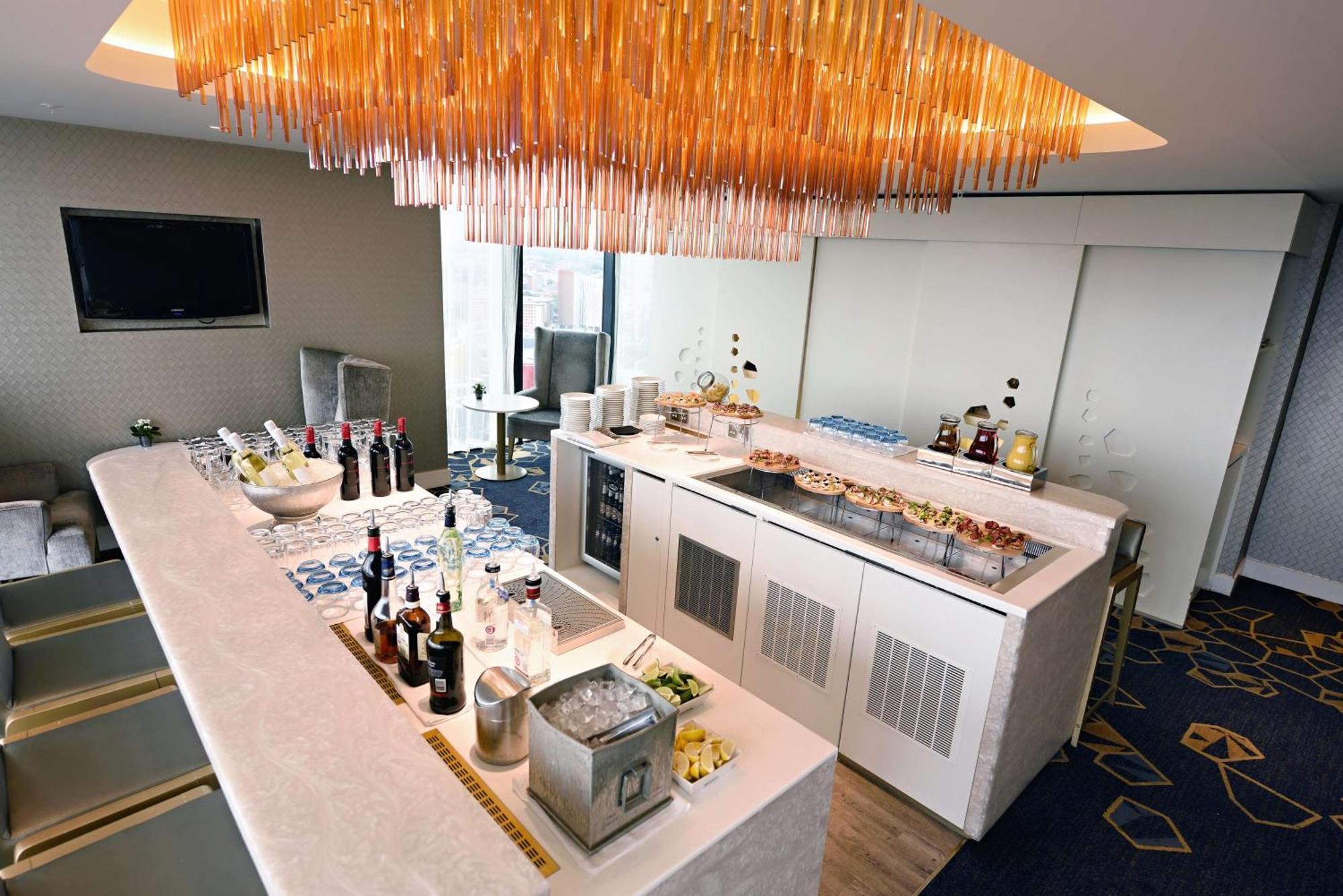 Hilton Deansgate Hotel 4*